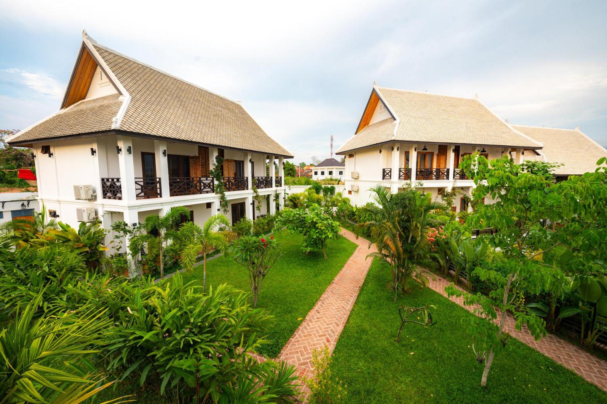 Madilao Hotel Луангпхабанг Экстерьер фото